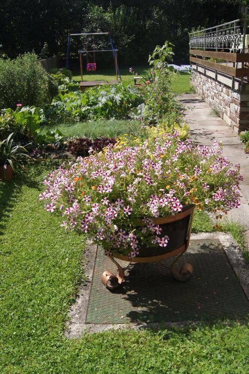 Haus Josef Bed & Breakfast Майерхофен Екстериор снимка